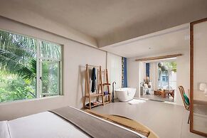 TANG House