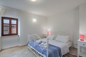 Iva Apartments