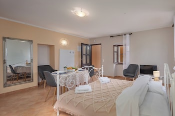 Iva Apartments