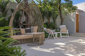 Modern 3BR Villa Kaimana Private Pool