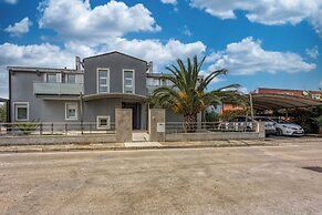 Elegant Panoramic Seaview Apartments