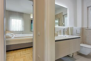 Elegant Panoramic Seaview Apartments