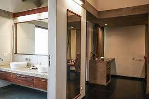 Sanctuary Amaidiyana CGH Earth
