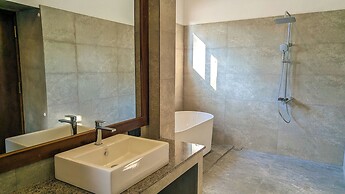 Arinna Beach Resort