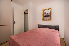 Apartment Marasovic
