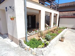 Apartment Marasovic