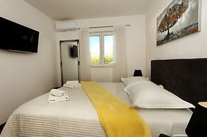 Apartments Hermes