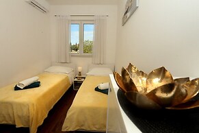 Apartments Hermes