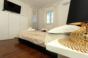 Apartments Hermes