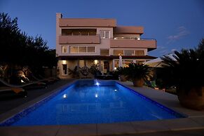 Apartments Hermes