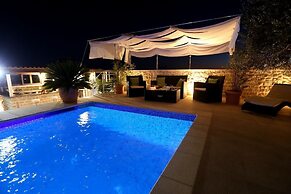 Apartments Hermes