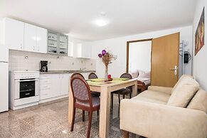 Apartments Maslina
