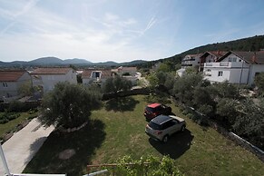 Apartments Maslina