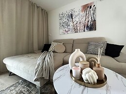 Apartment Aria