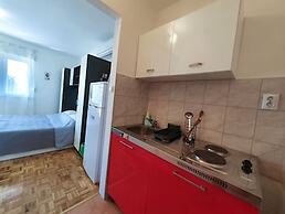 Apartments and Rooms Jengic