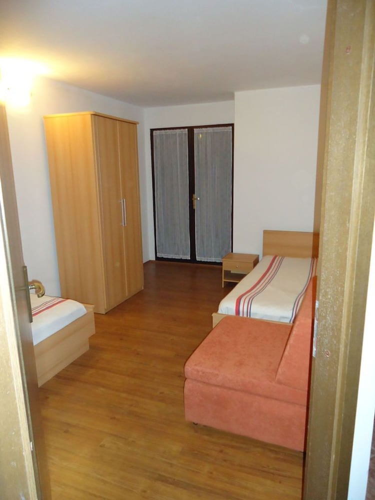 Apartments More