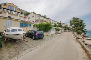 Apartment Seafront