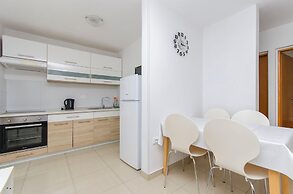 Apartment Seafront