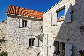 House Marijeta and Tonka