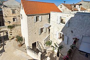 House Marijeta and Tonka