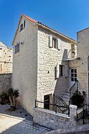 House Marijeta and Tonka