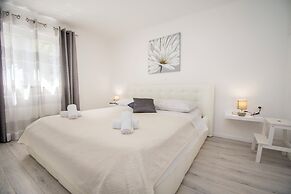 Apartment Ana