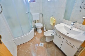 Apartment Lenka Mato