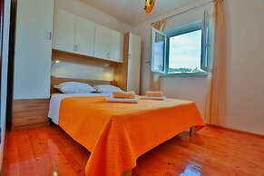 Apartment Lenka Mato