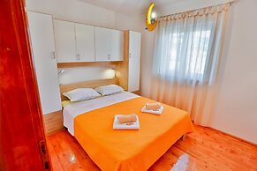 Apartment Lenka Mato