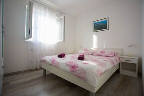 Apartment Lenka Mato
