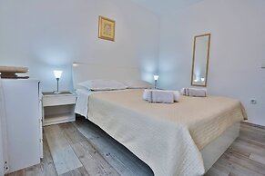 Apartment Lenka Mato