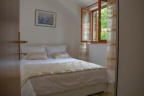 Apartments Daira