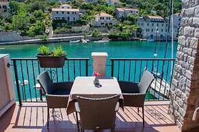 Apartments Daira