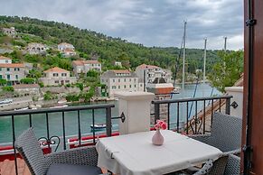 Apartments Daira