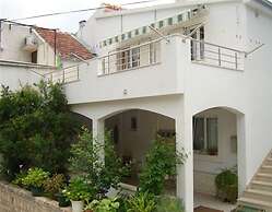 Apartments Zoki