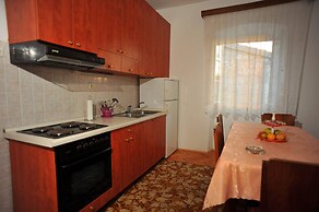 Apartments Piv
