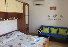 Apartments and Room Dar