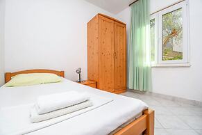 Apartments Ivan