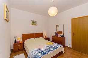 Apartments Josip
