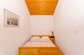 Apartments Josip