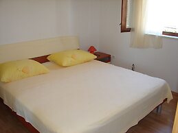 Apartments Tone