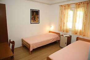 Apartments Araz