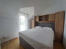 Apartment Den