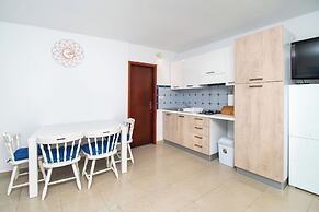 Apartment Den