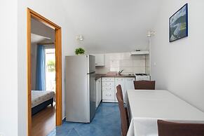 Apartment Den