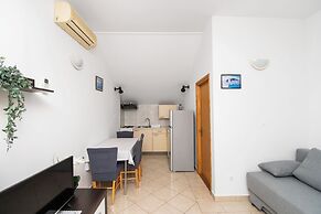 Apartment Den