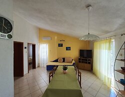 Apartments Nina
