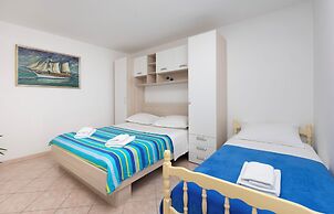 Apartments Zdravko