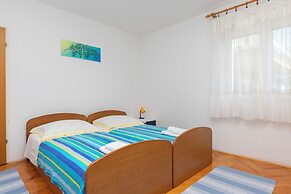 Apartments Zdravko