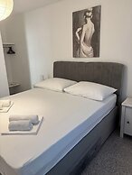 Apartments Sini